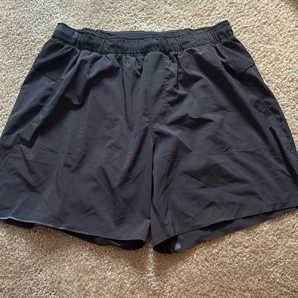 Men’s Lululemon shorts